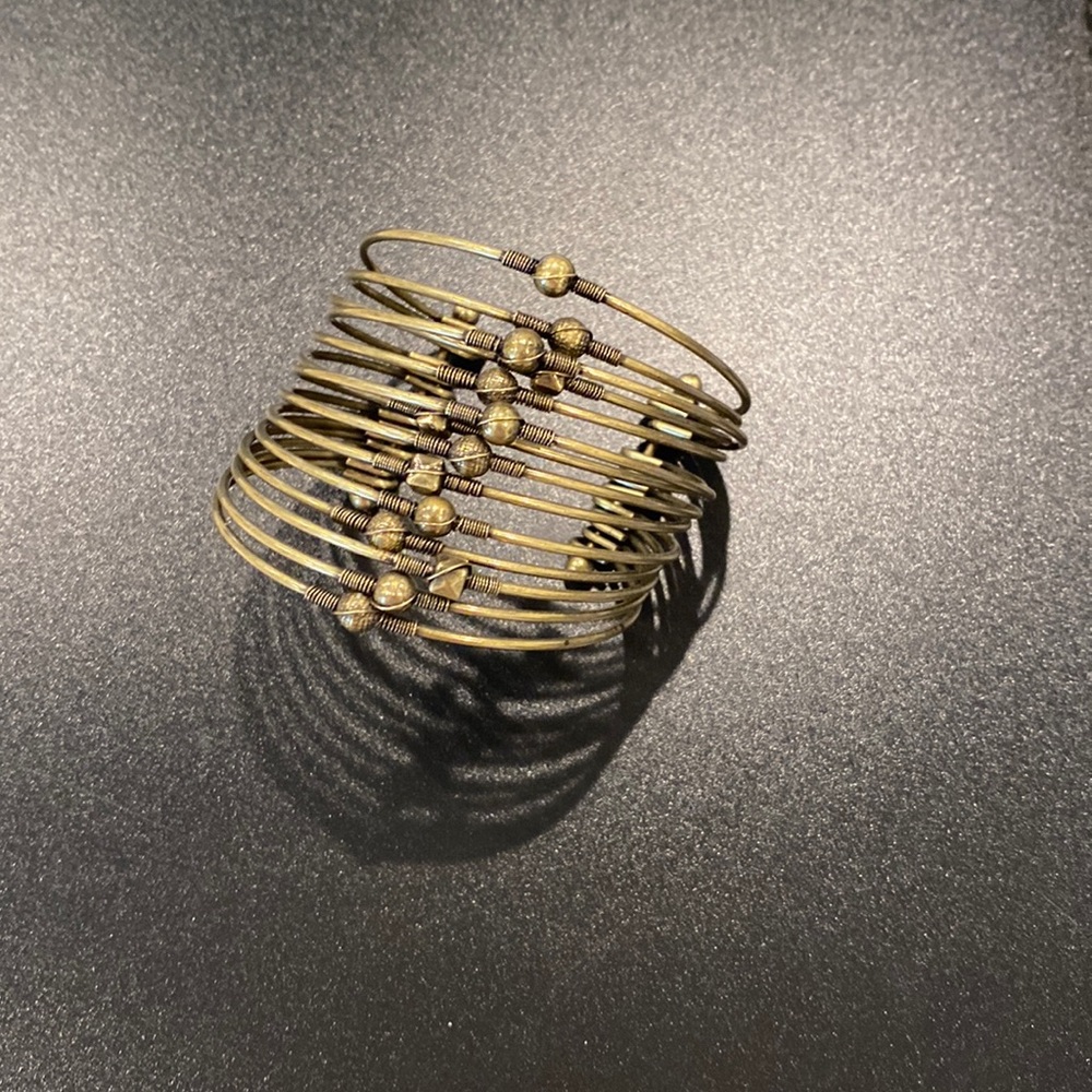 Premier designs braclet cuff